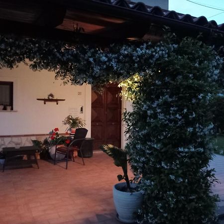 B&B Il Tiglio Padula Εξωτερικό φωτογραφία