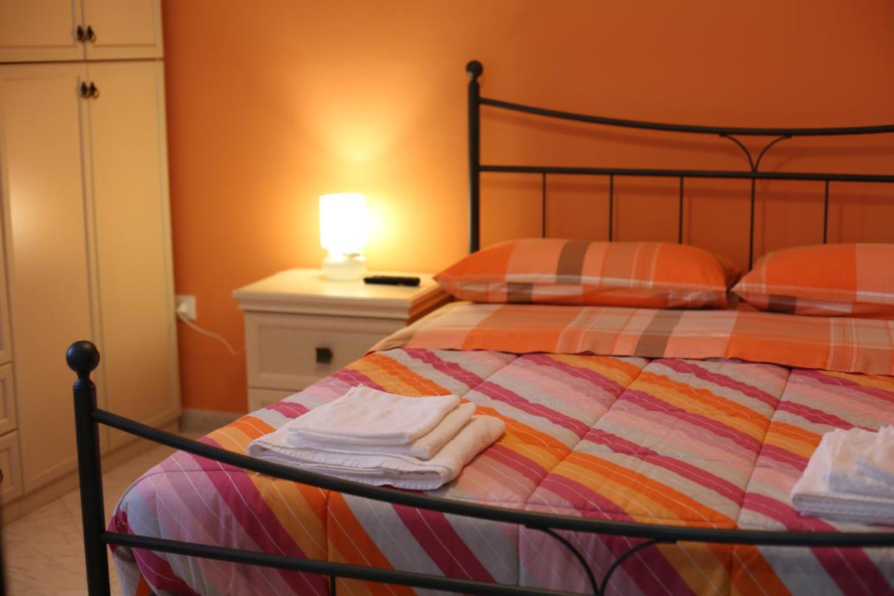 B&B Il Tiglio Padula Δωμάτιο φωτογραφία